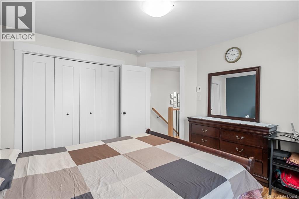 355 Dover Road - 19