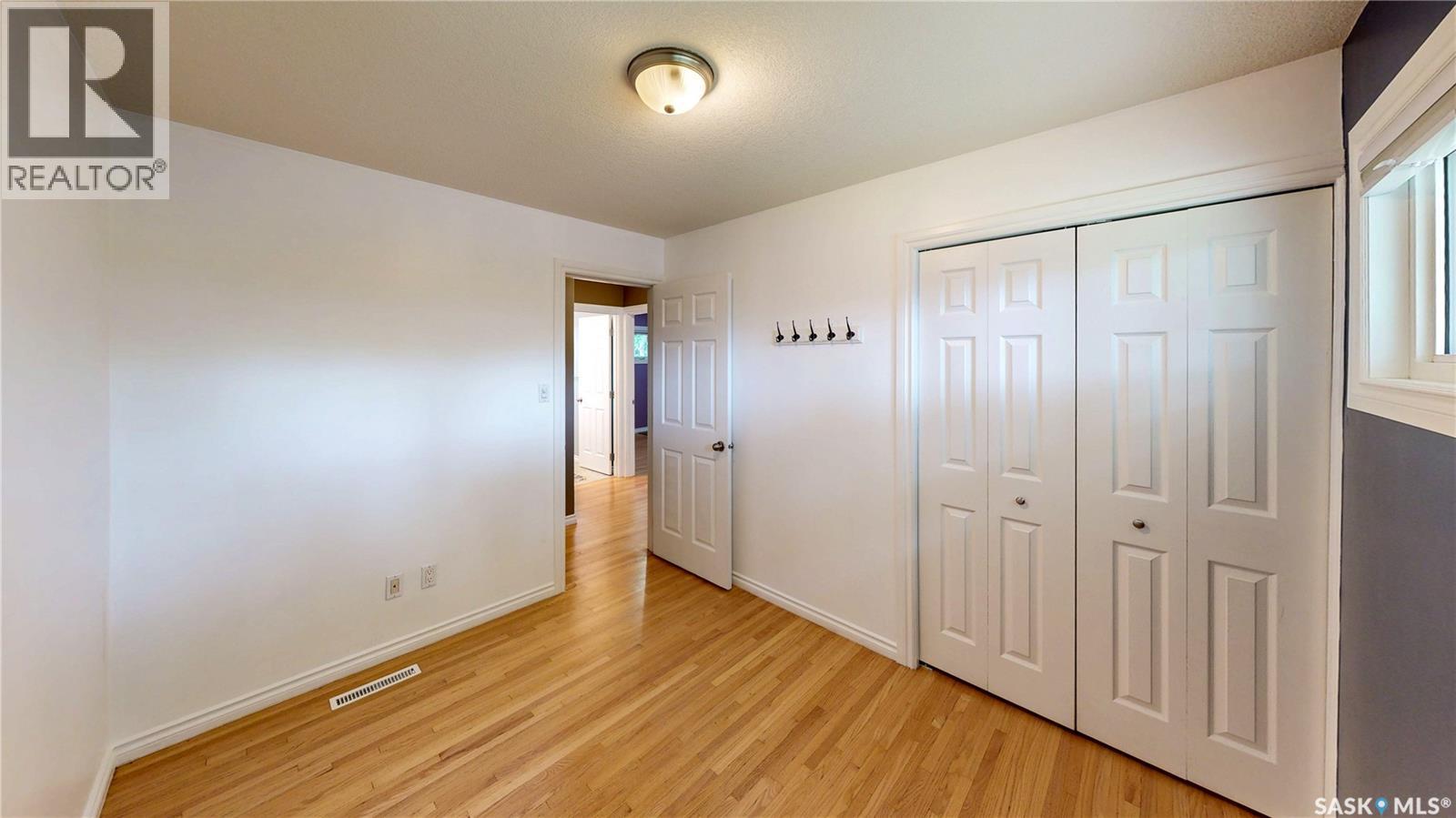 829 Walker STREET — photo 12