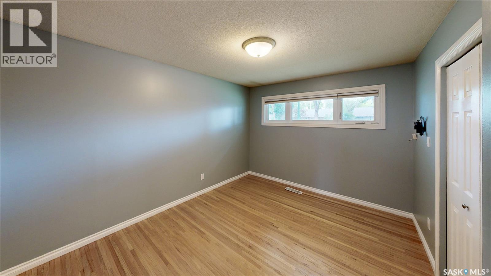 829 Walker STREET — photo 14