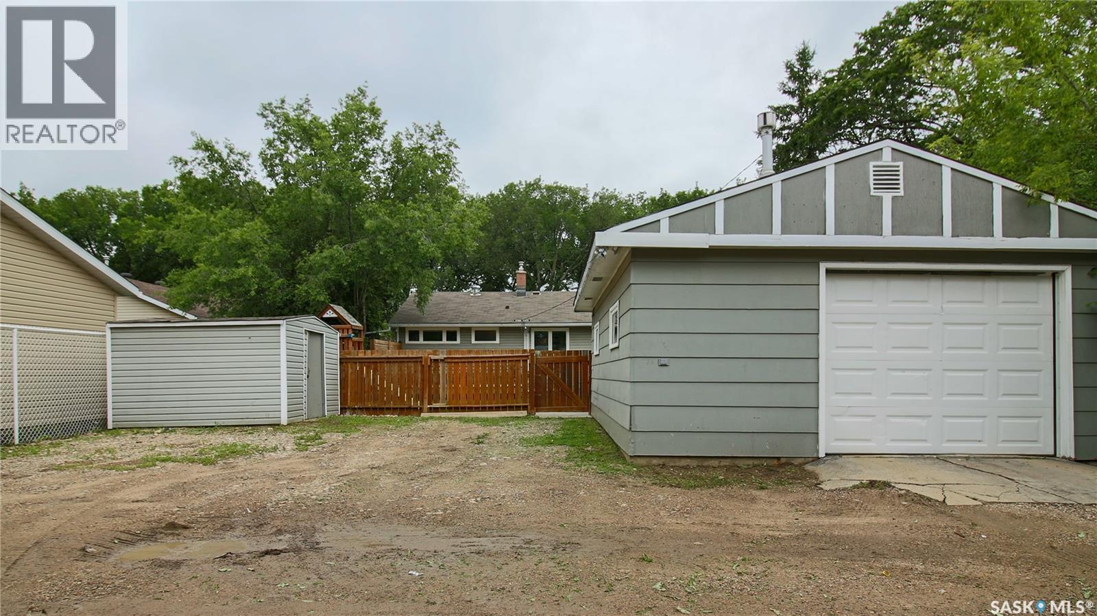 829 Walker STREET — photo 38