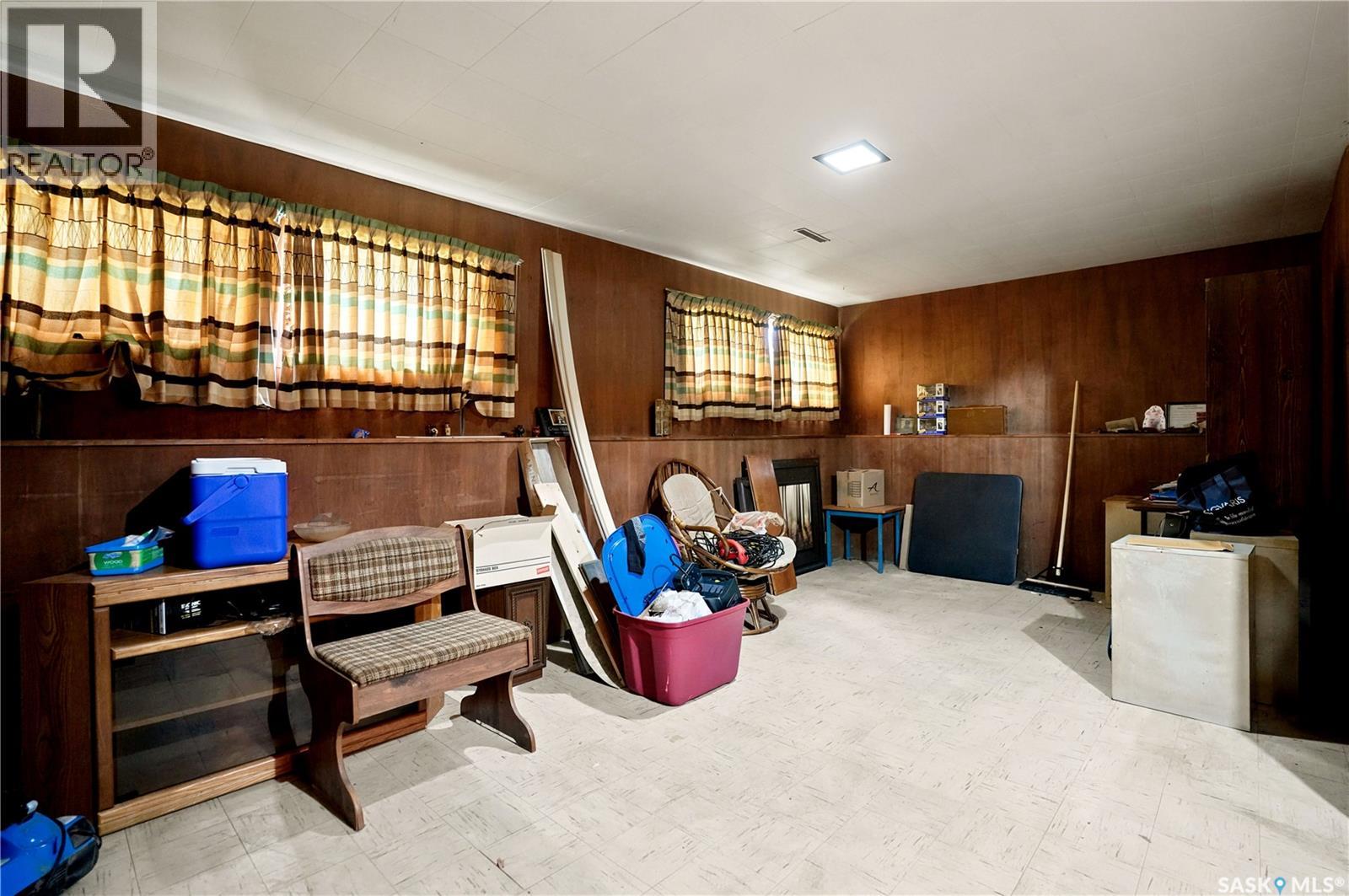 3815 Hill AVENUE — photo 15