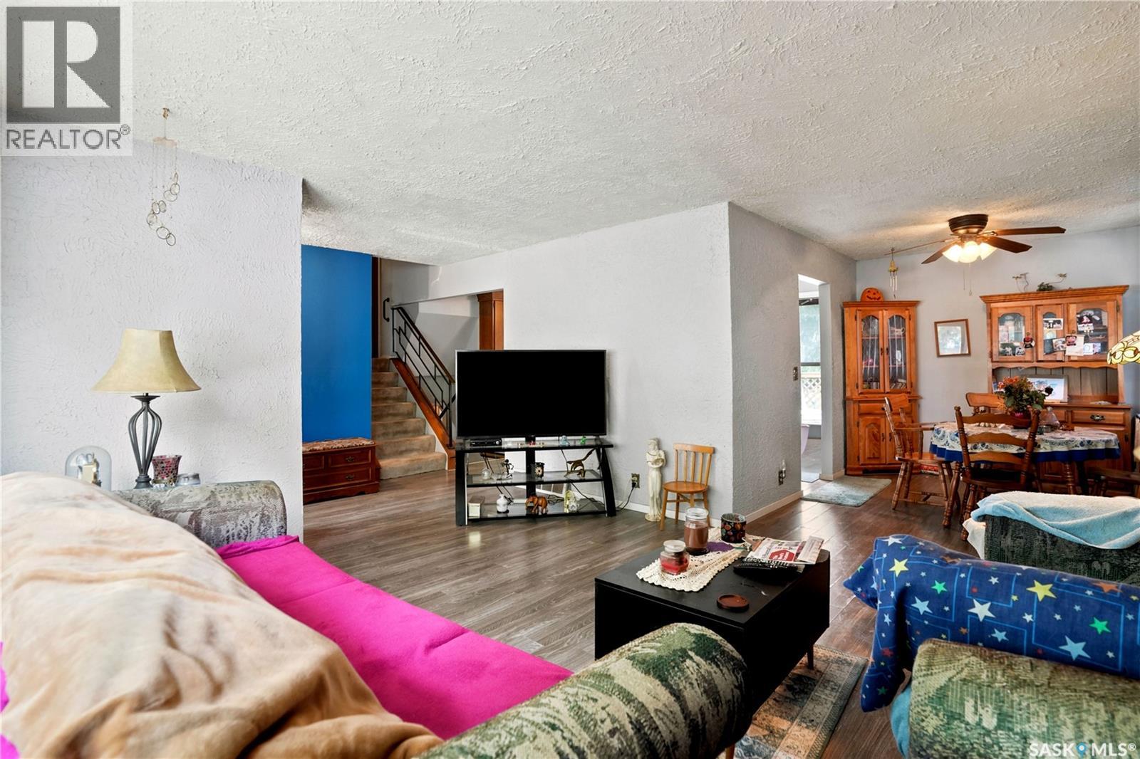 3815 Hill AVENUE - photo 3