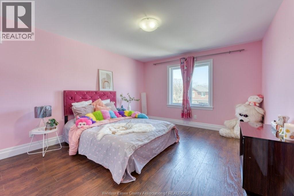 525 MAGUIRE STREET - 32