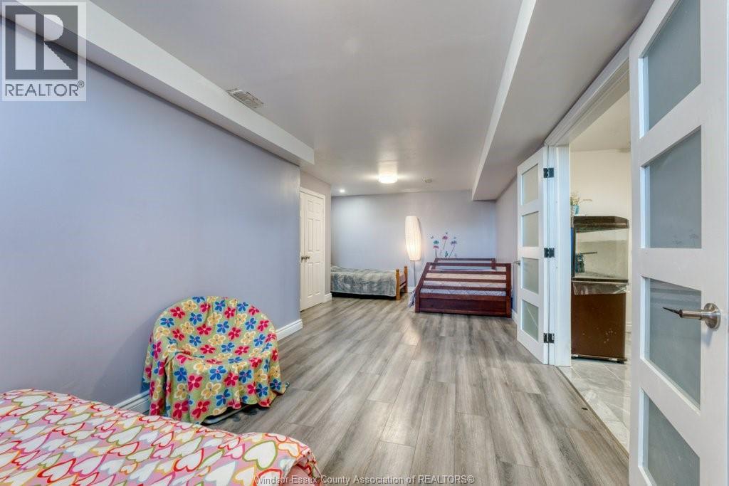 525 MAGUIRE STREET - 44