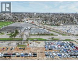 1555 Kildare Road, Windsor, ON N8W2W3 Photo 11