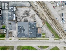 1555 Kildare Road, Windsor, ON N8W2W3 Photo 14