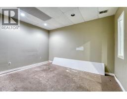 1555 Kildare Road, Windsor, ON N8W2W3 Photo 40