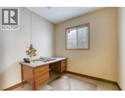 1555 Kildare Road, Windsor, ON N8W2W3 Photo 42