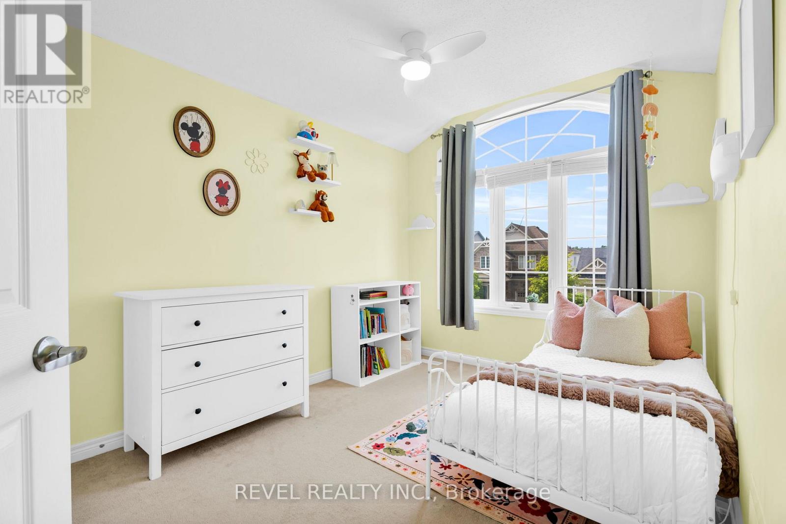 824 COOK CRESCENT - 25