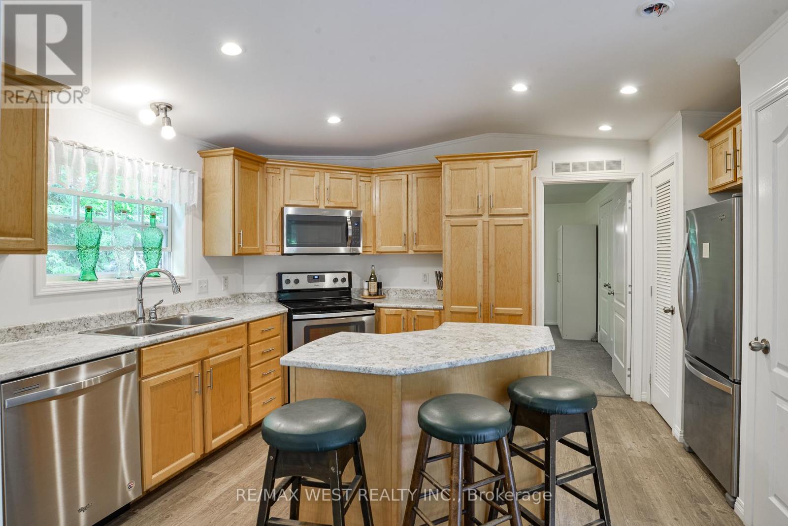 1160 BUTTERFLY ROAD - 9