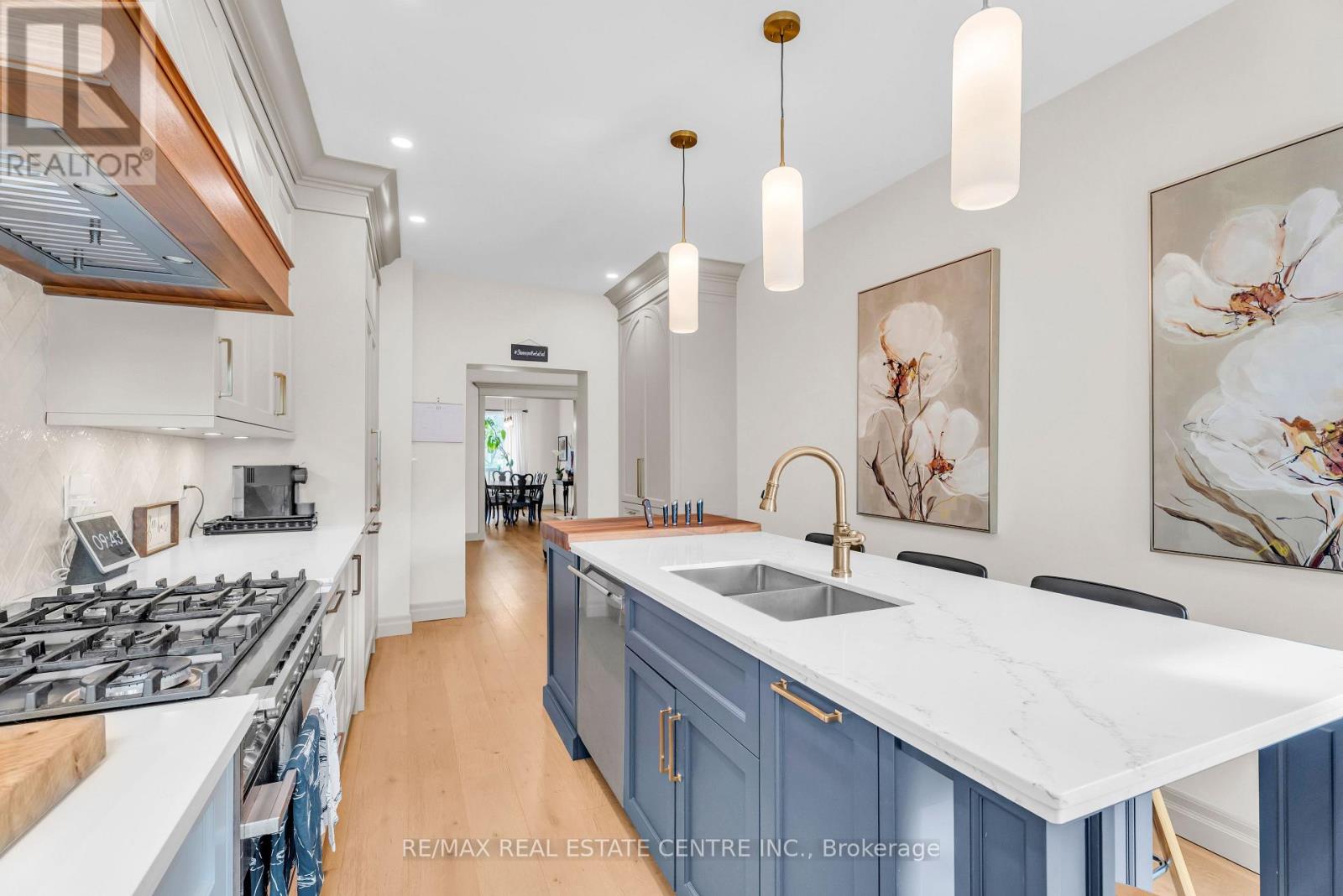 76 PEARL STREET N - 27