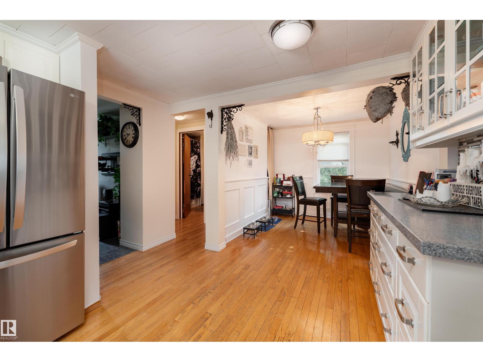 4517 54 AV — photo 10