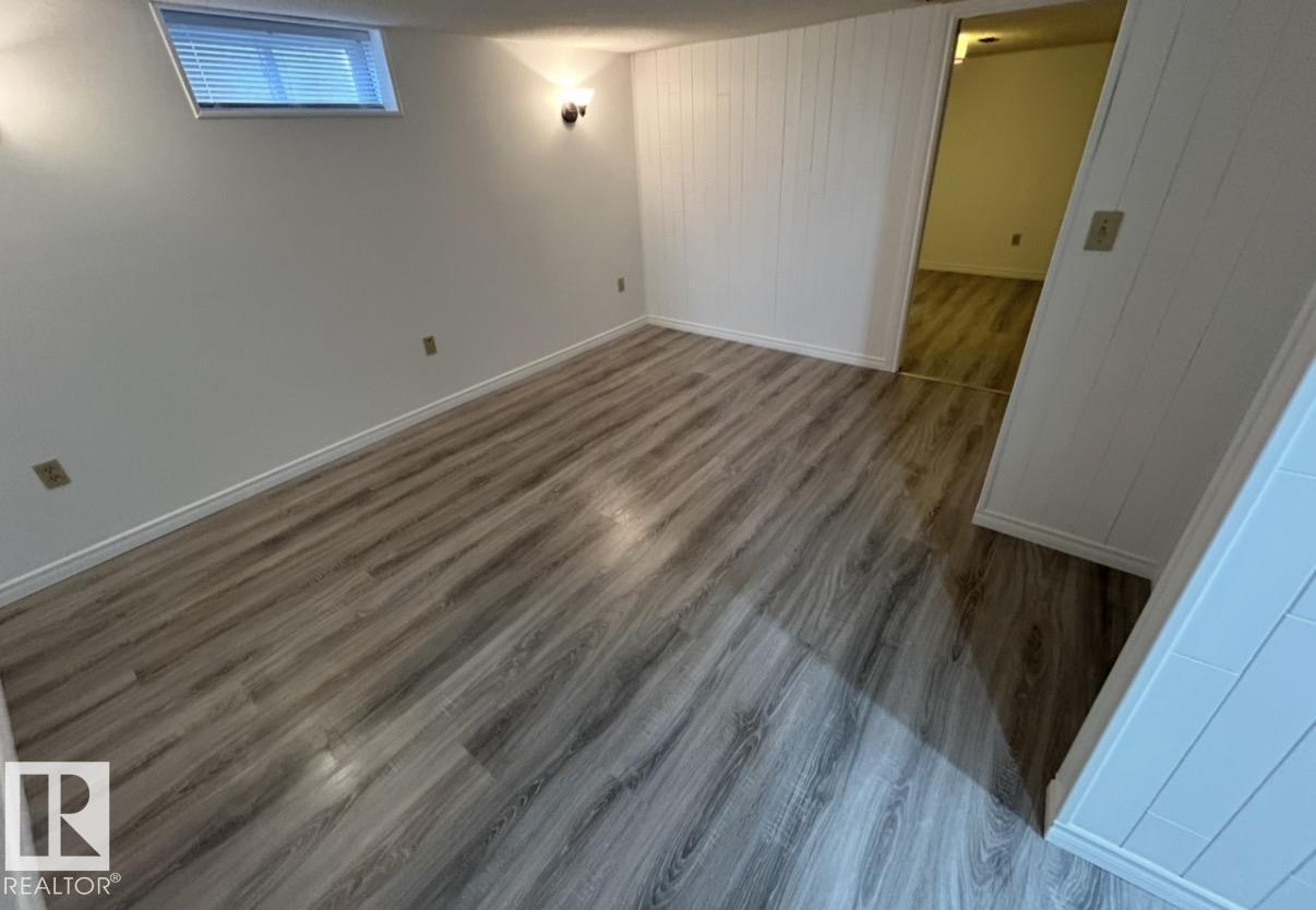 4517 54 AV — photo 20