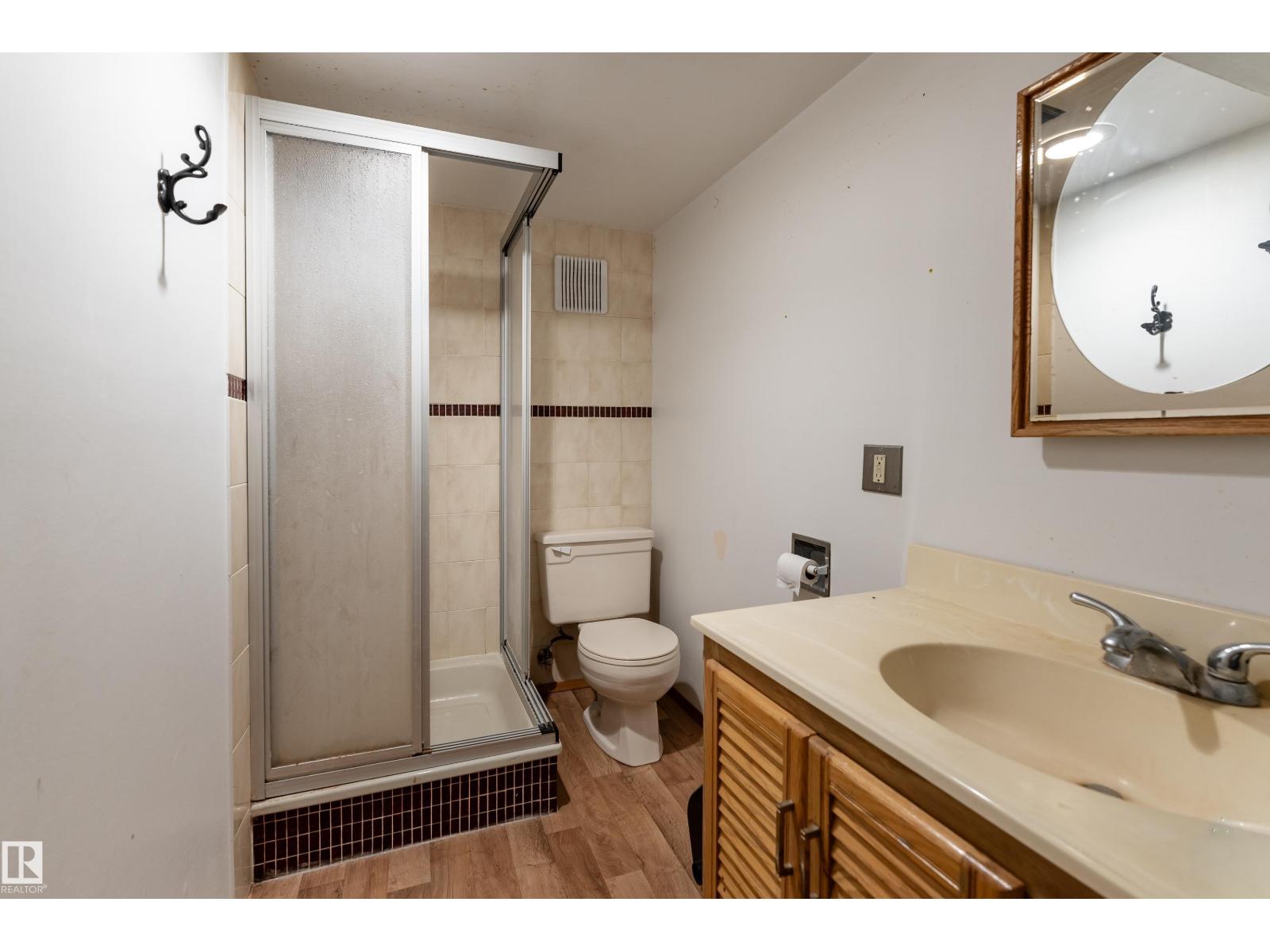 4517 54 AV — photo 21