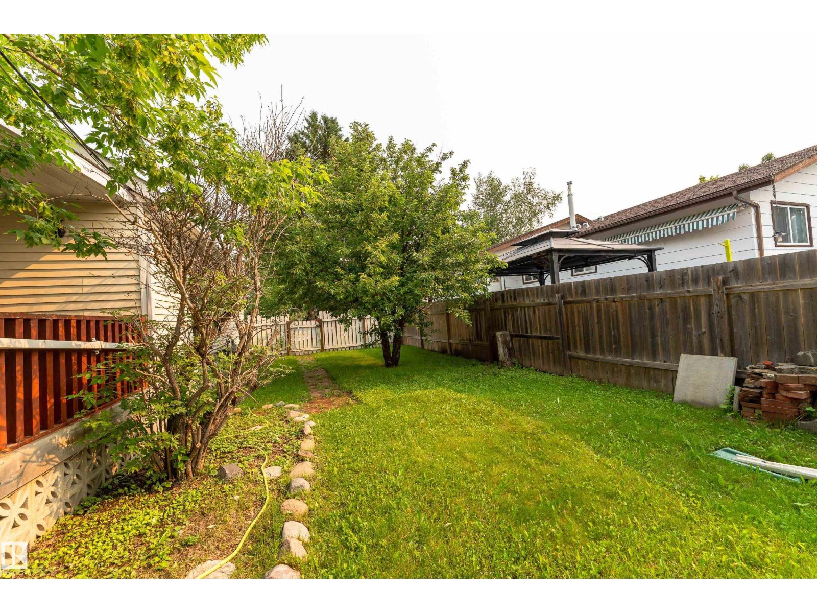 4517 54 AV — photo 28