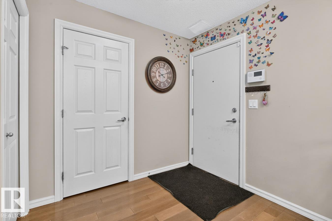 #103 2203 44 AV NW - 3