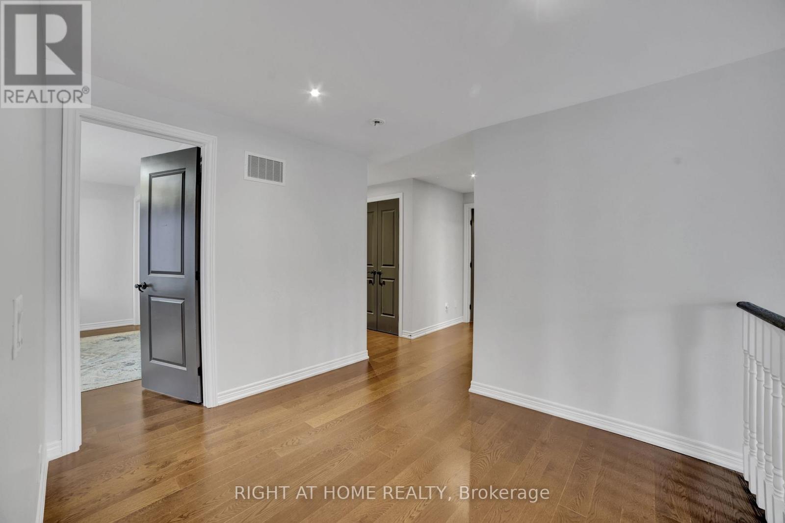 288 RAYMOND ROAD - 28
