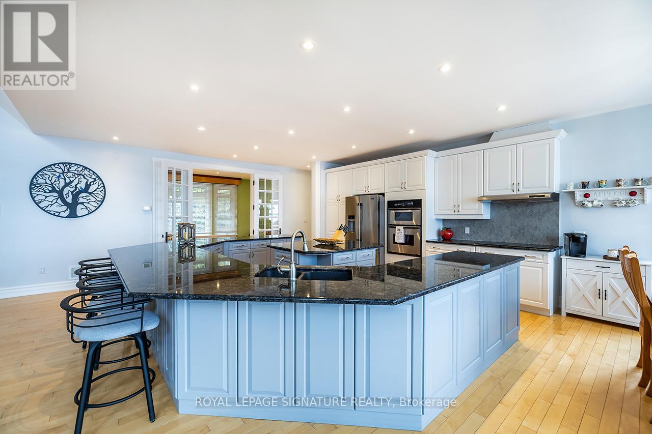1524 WESTVIEW CRESCENT - 27