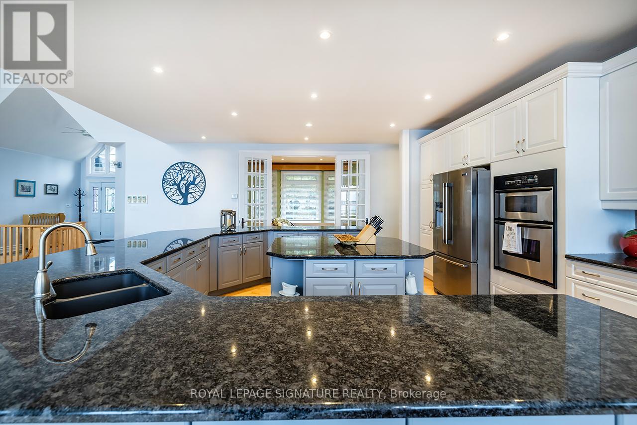 1524 WESTVIEW CRESCENT - 28