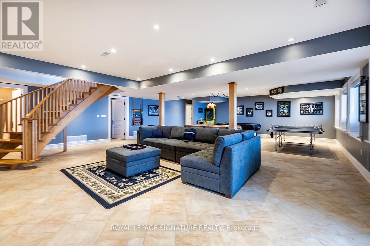 1524 WESTVIEW CRESCENT - 41