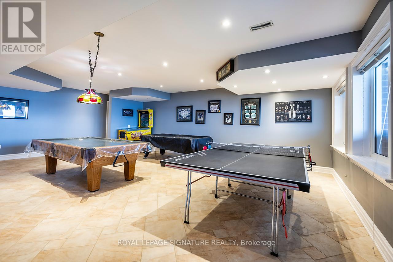 1524 WESTVIEW CRESCENT - 42
