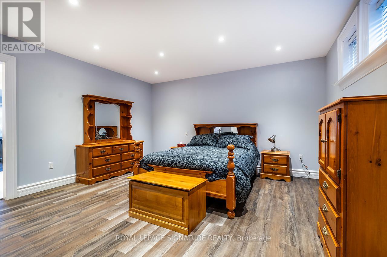 1524 WESTVIEW CRESCENT - 48
