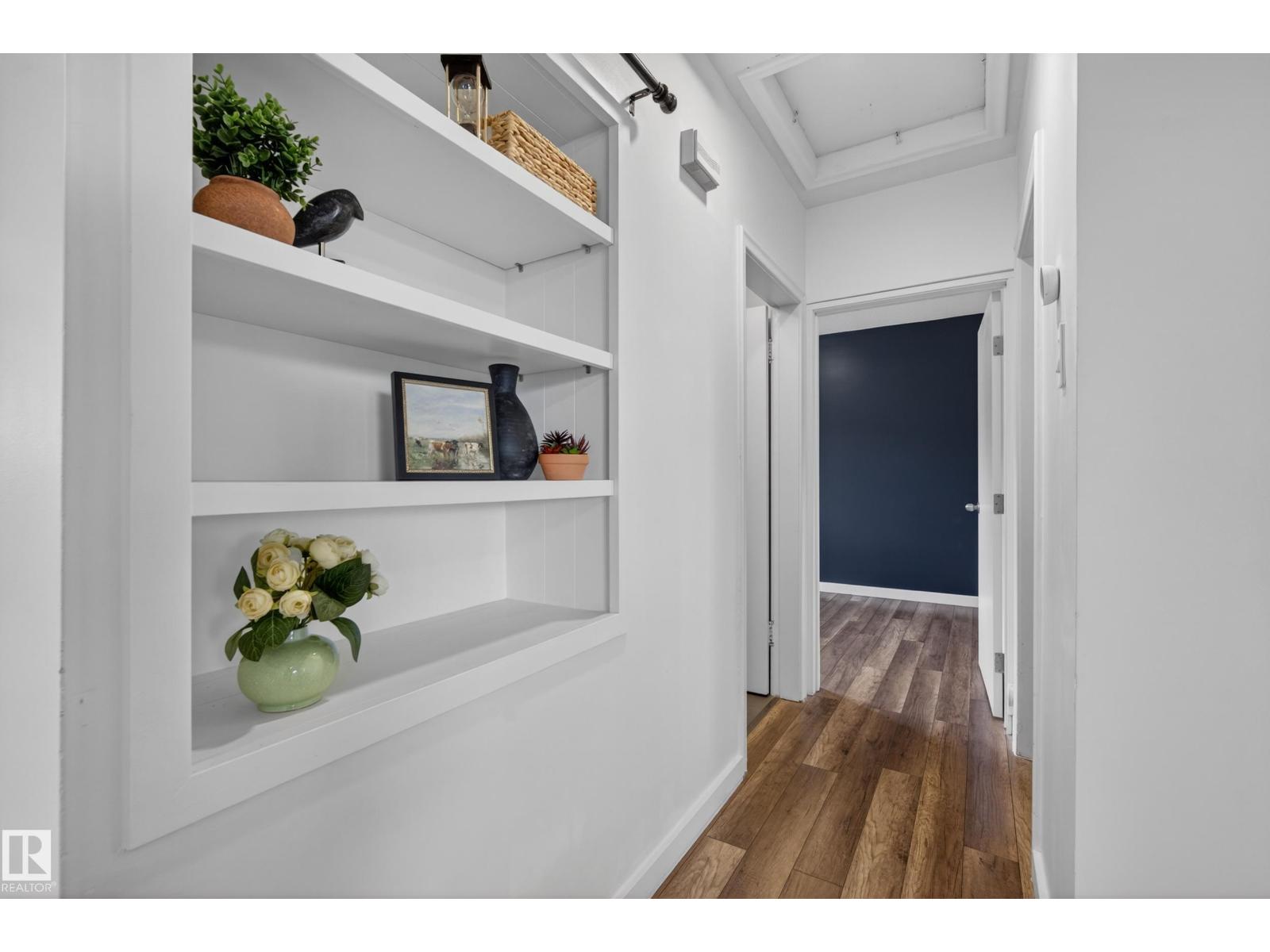 10316 77 ST NW - 14