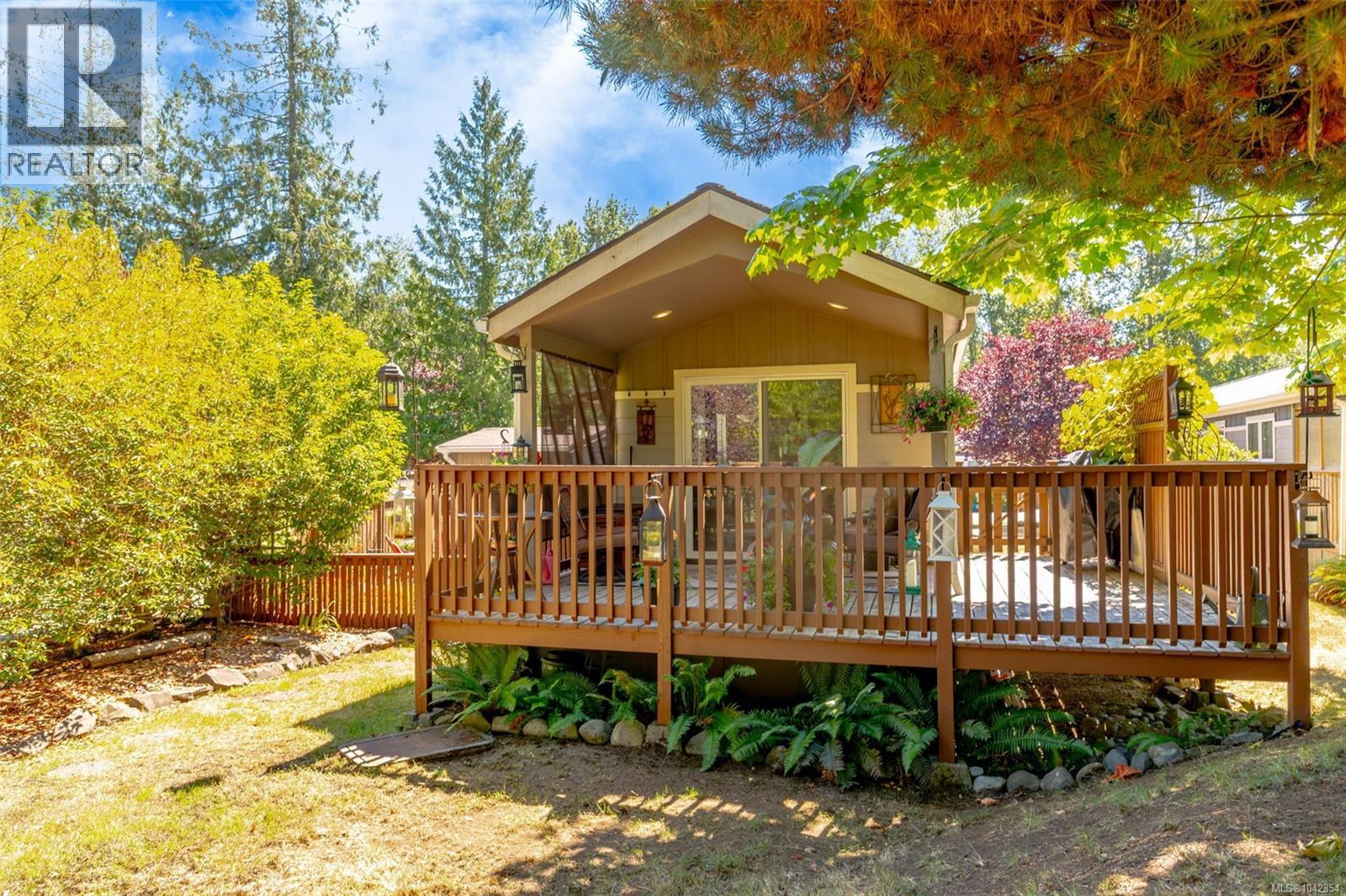 #105 3042 River Rd - 24