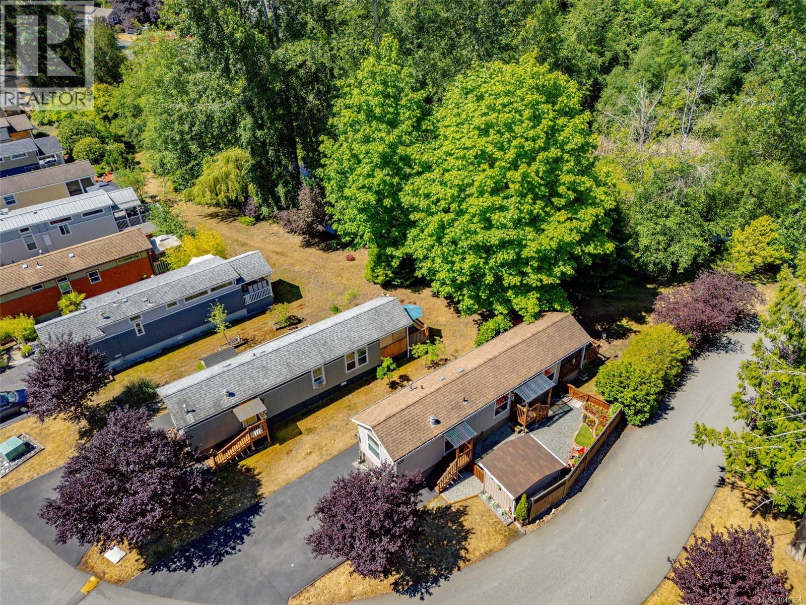 #105 3042 River Rd - 34