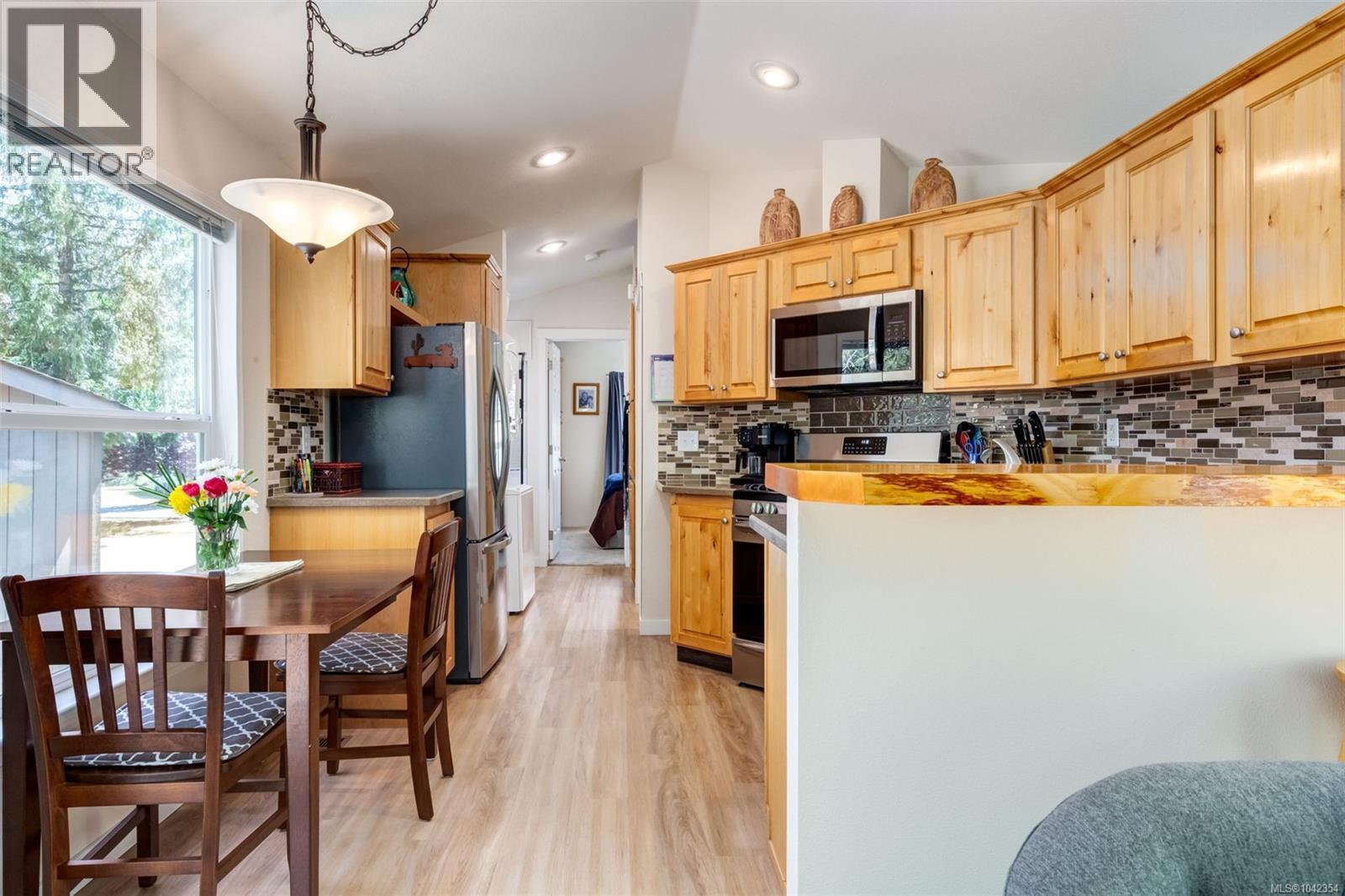 #105 3042 River Rd - 6