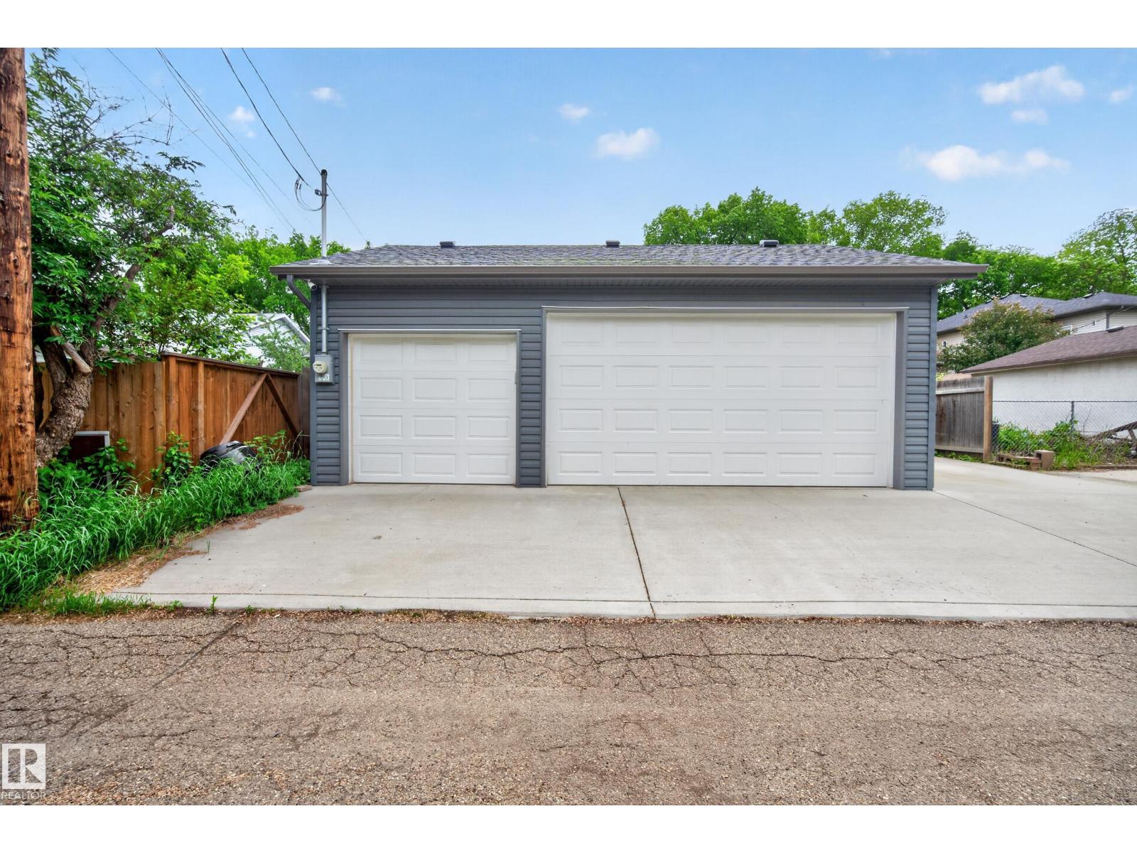 10316 77 ST NW - 34