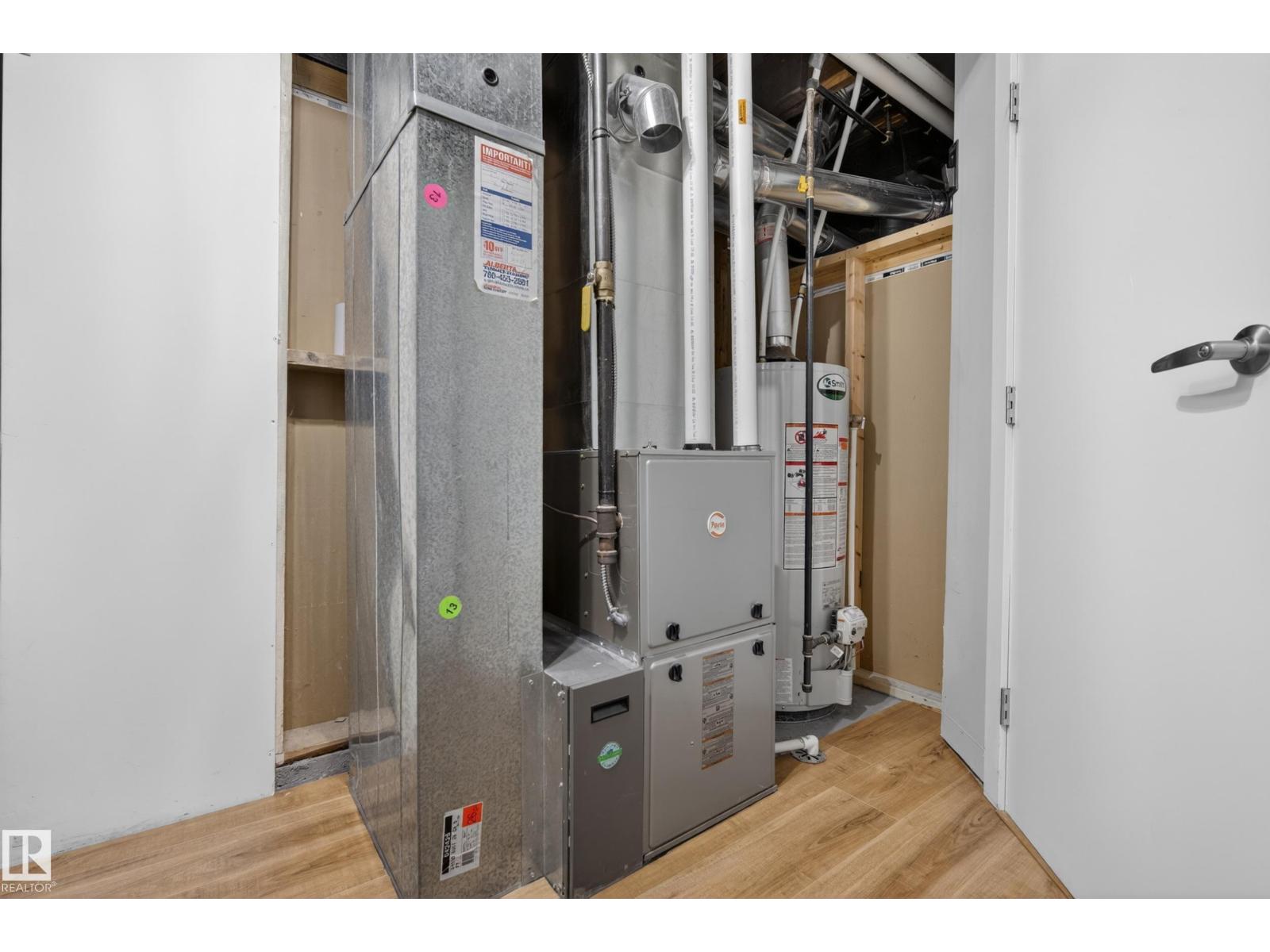 10316 77 ST NW - 37