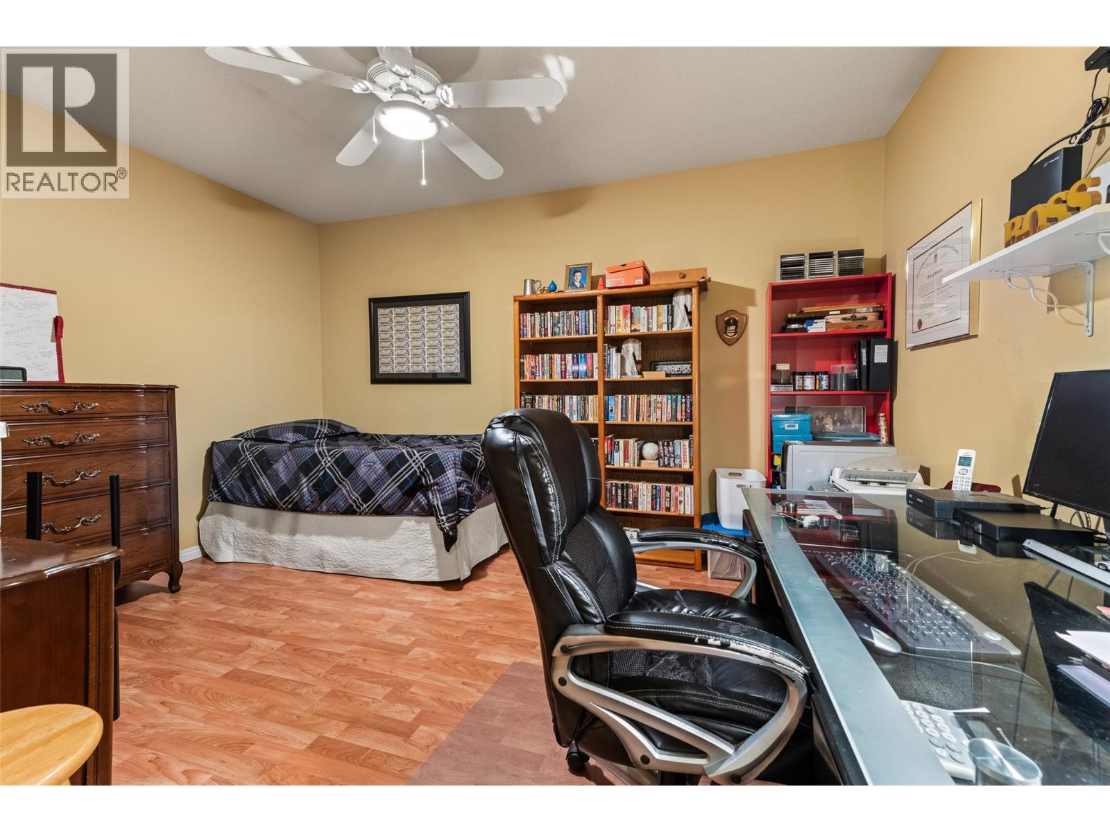 1576 HOLDEN Road - 24