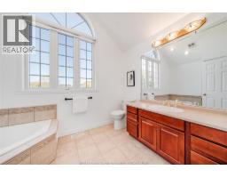 5023 Southwood Lakes Boulevard, Windsor, ON N9G2Y1 Photo 26