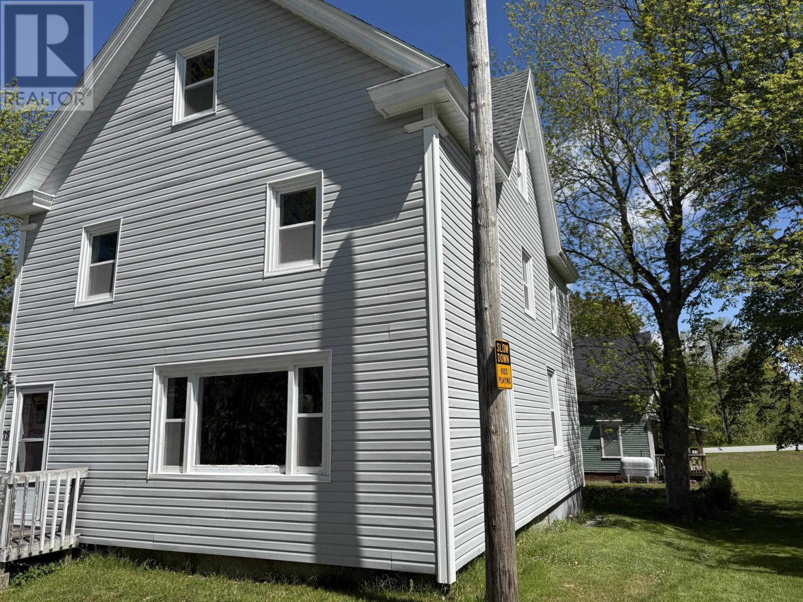 75 Cove Road - 2