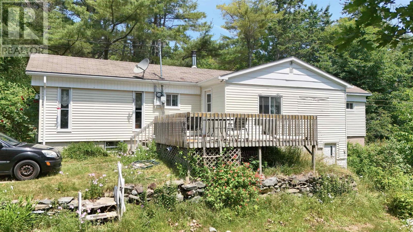 5881 Highway 3 - 1