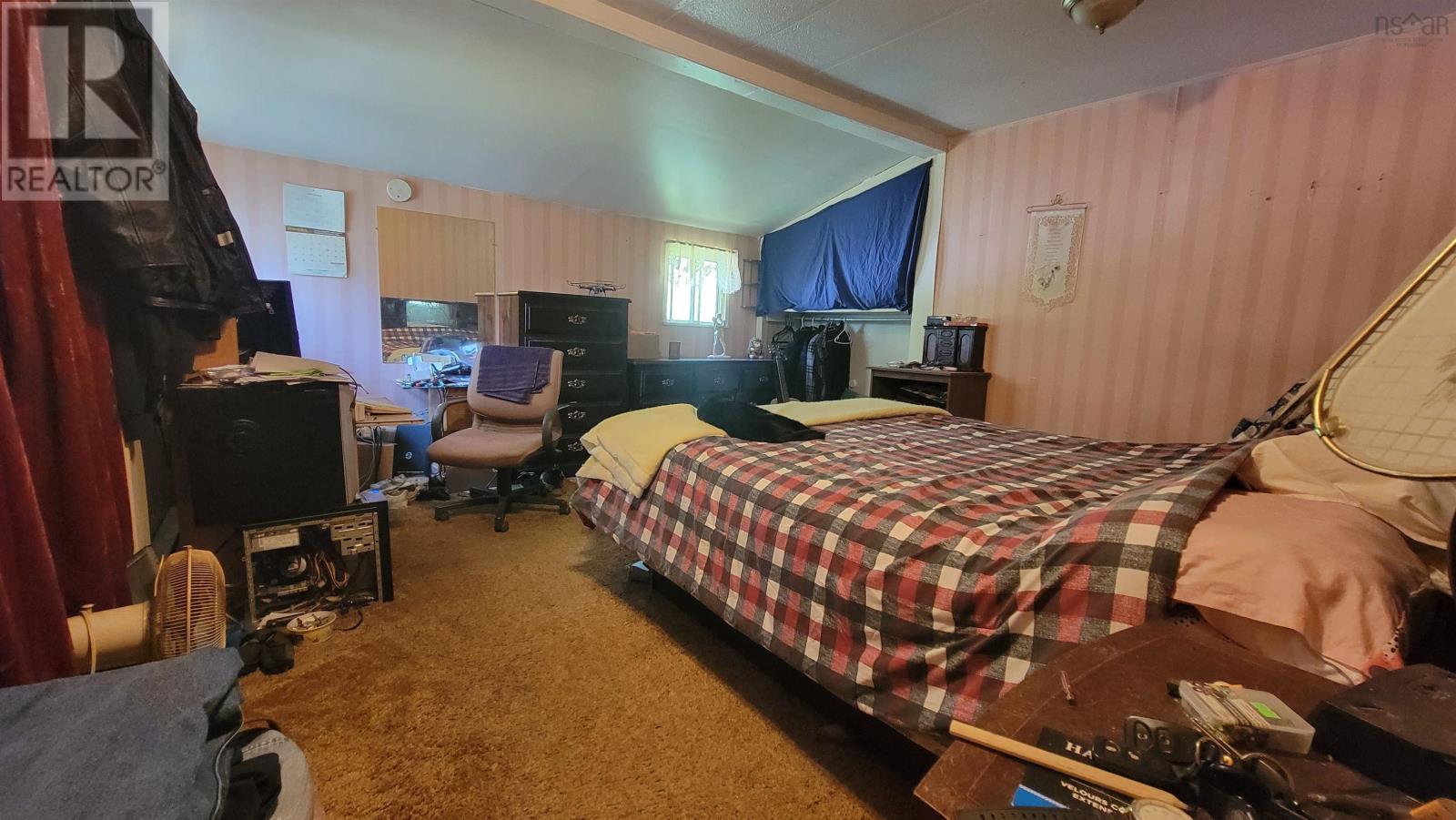 5881 Highway 3 - 19