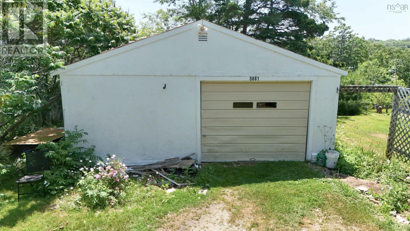 5881 Highway 3 - 7