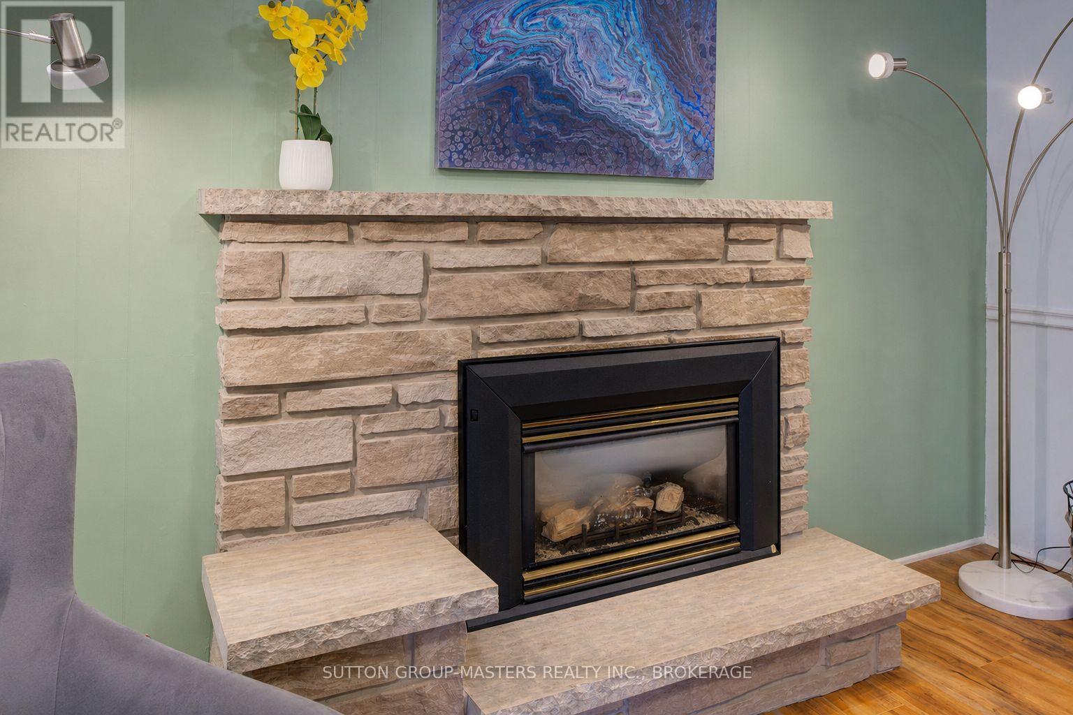 715 COLLINS BAY ROAD - 15
