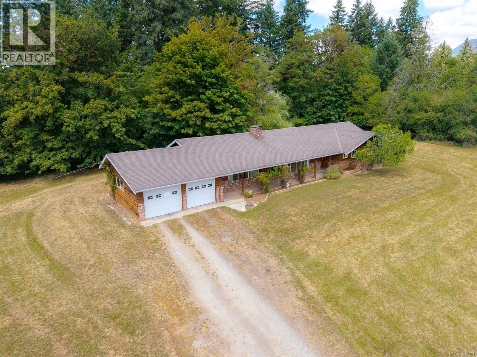 5526 Grandview Rd - 8