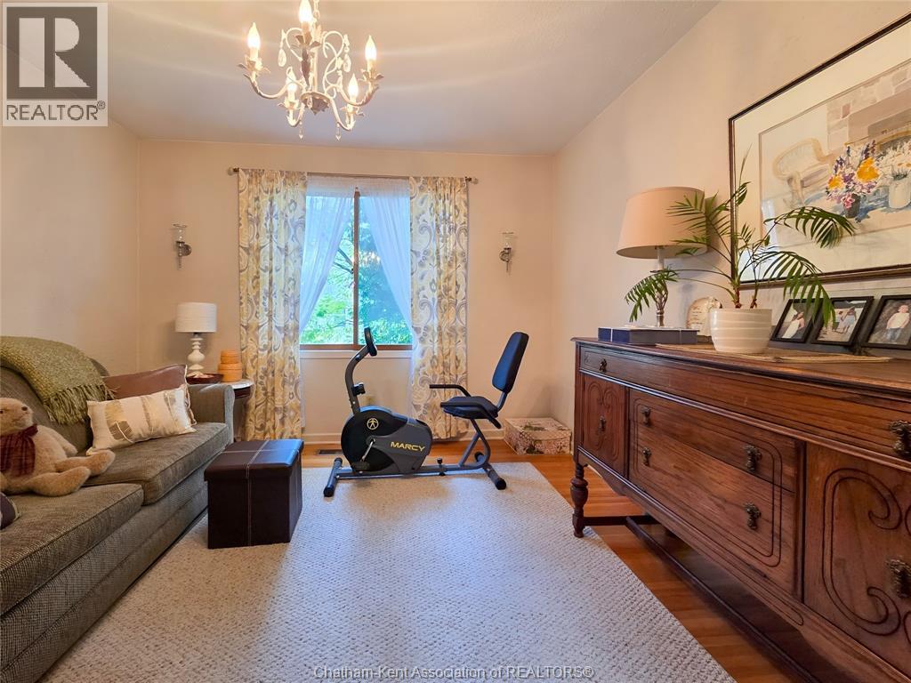 454 King STREET West - 14