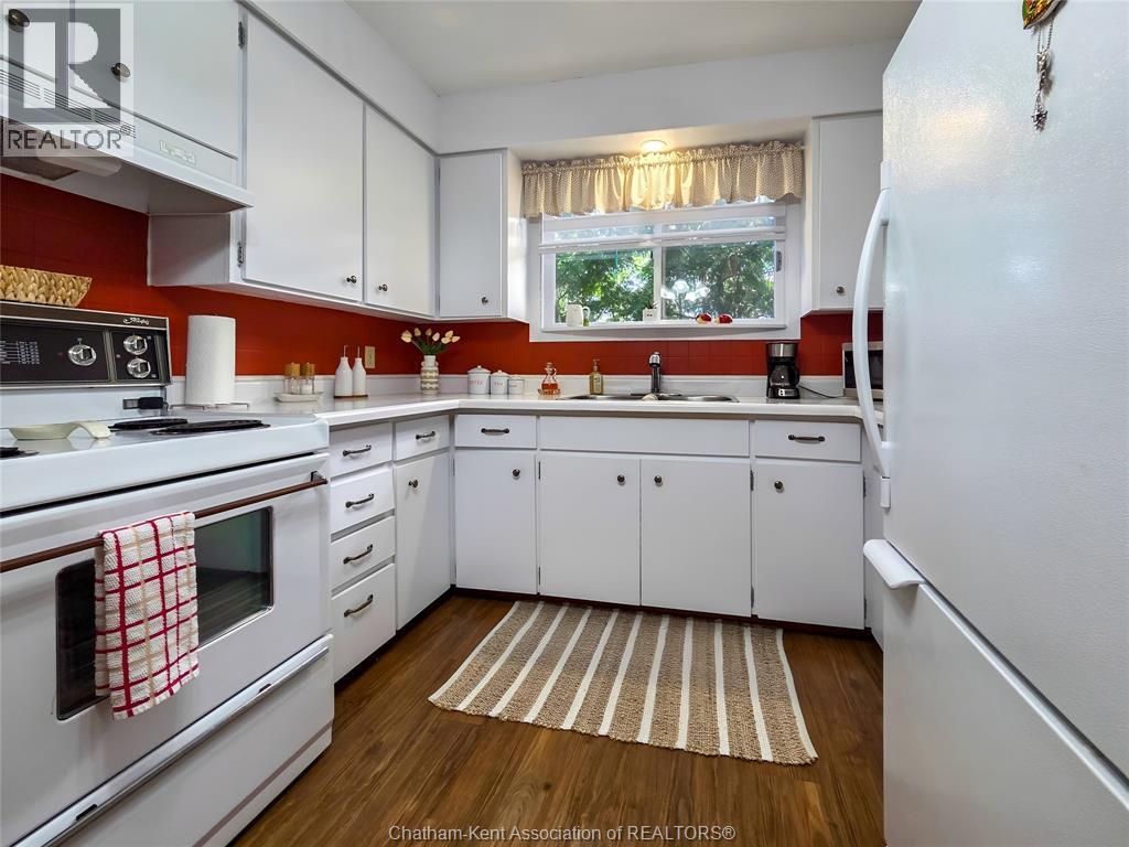454 King STREET West - 15