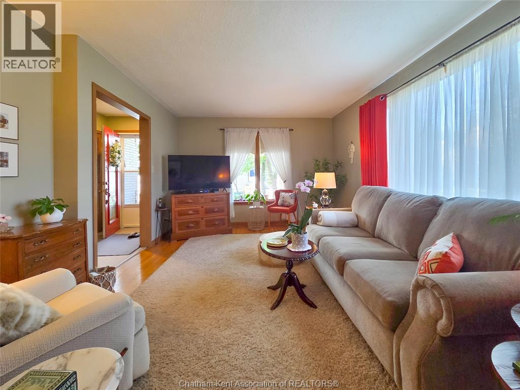 454 King STREET West - 17