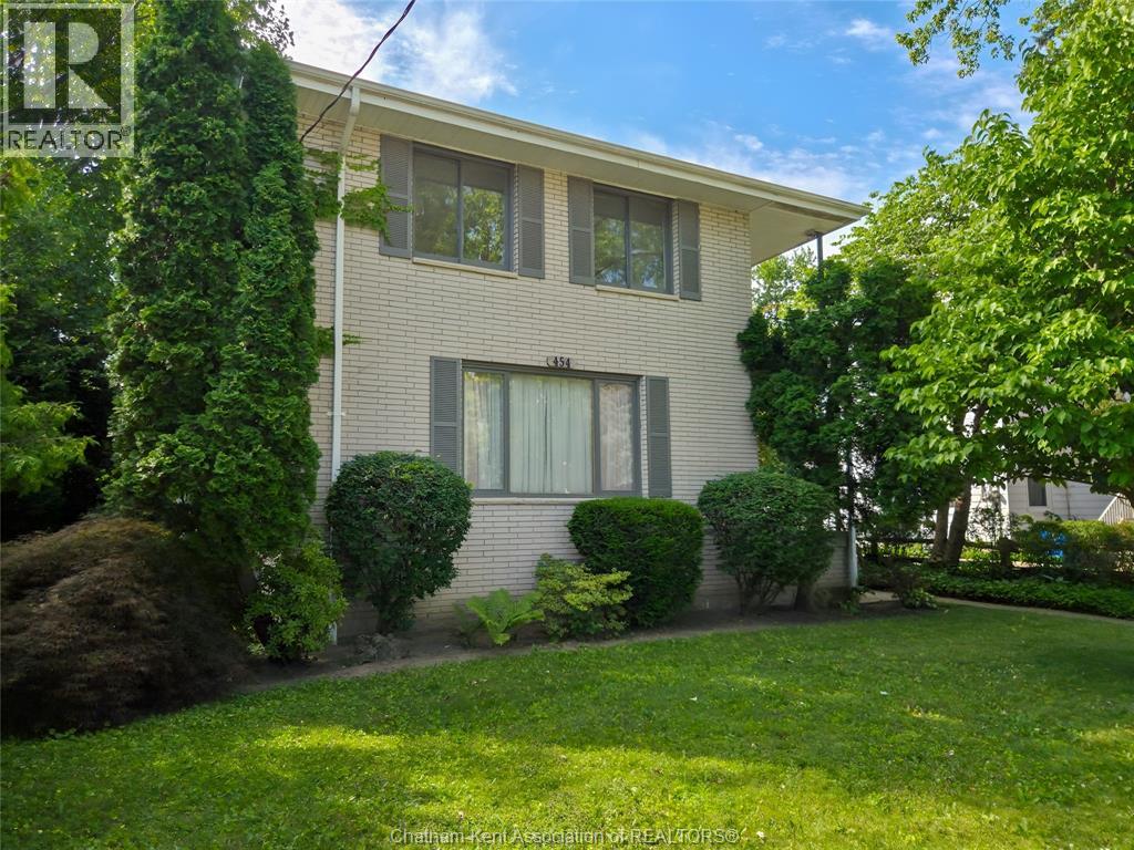 454 King STREET West - 2