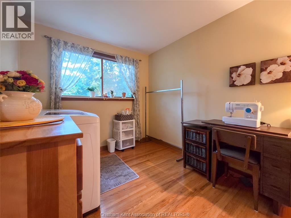 454 King STREET West - 24