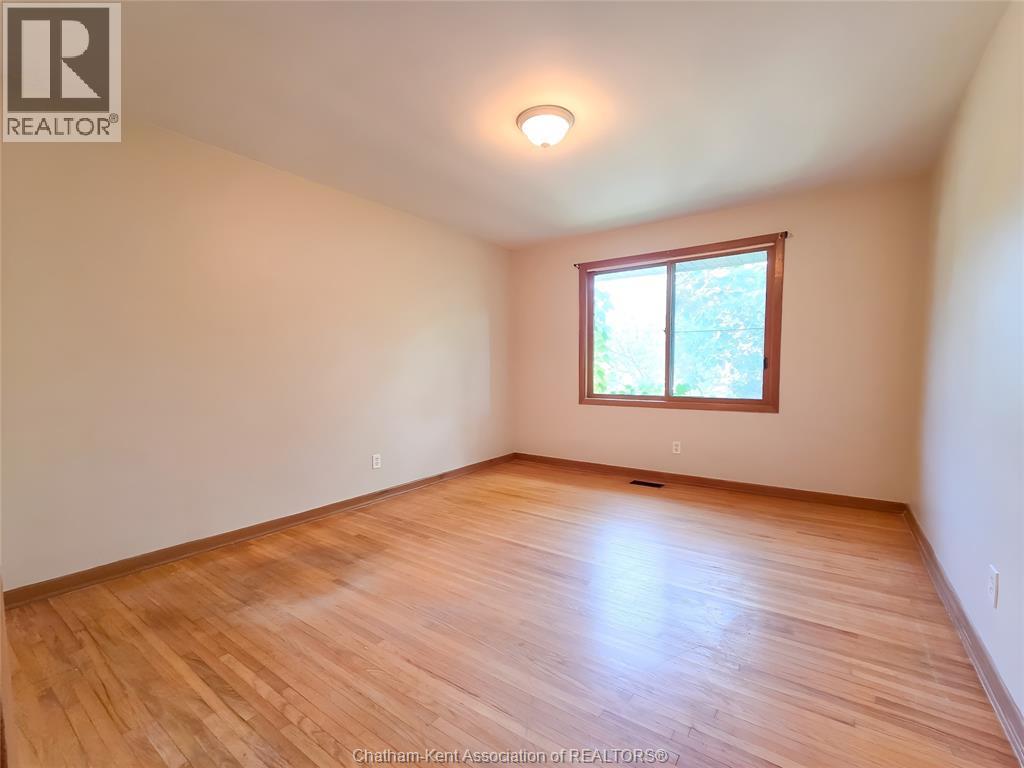 454 King STREET West - 33
