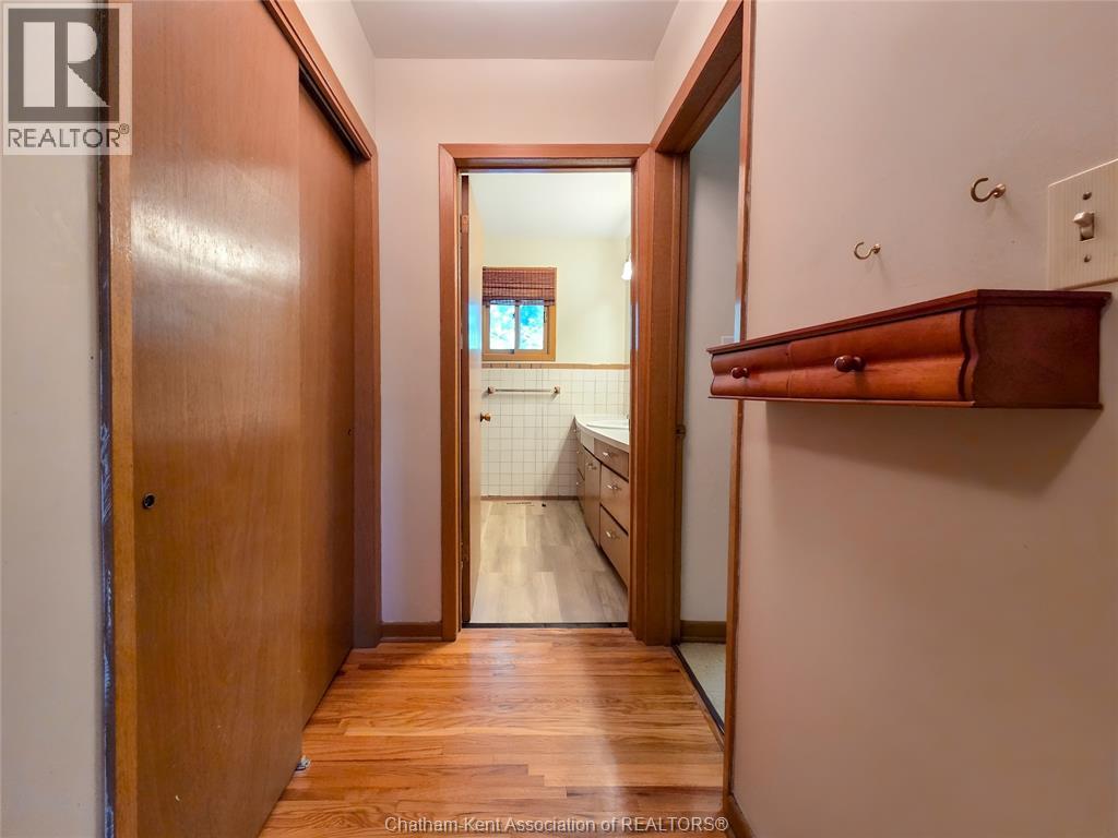 454 King STREET West - 34