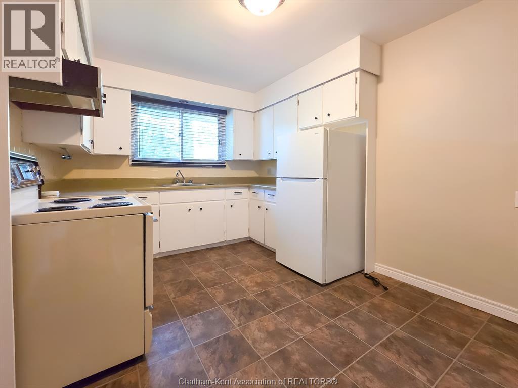 454 King STREET West - 35