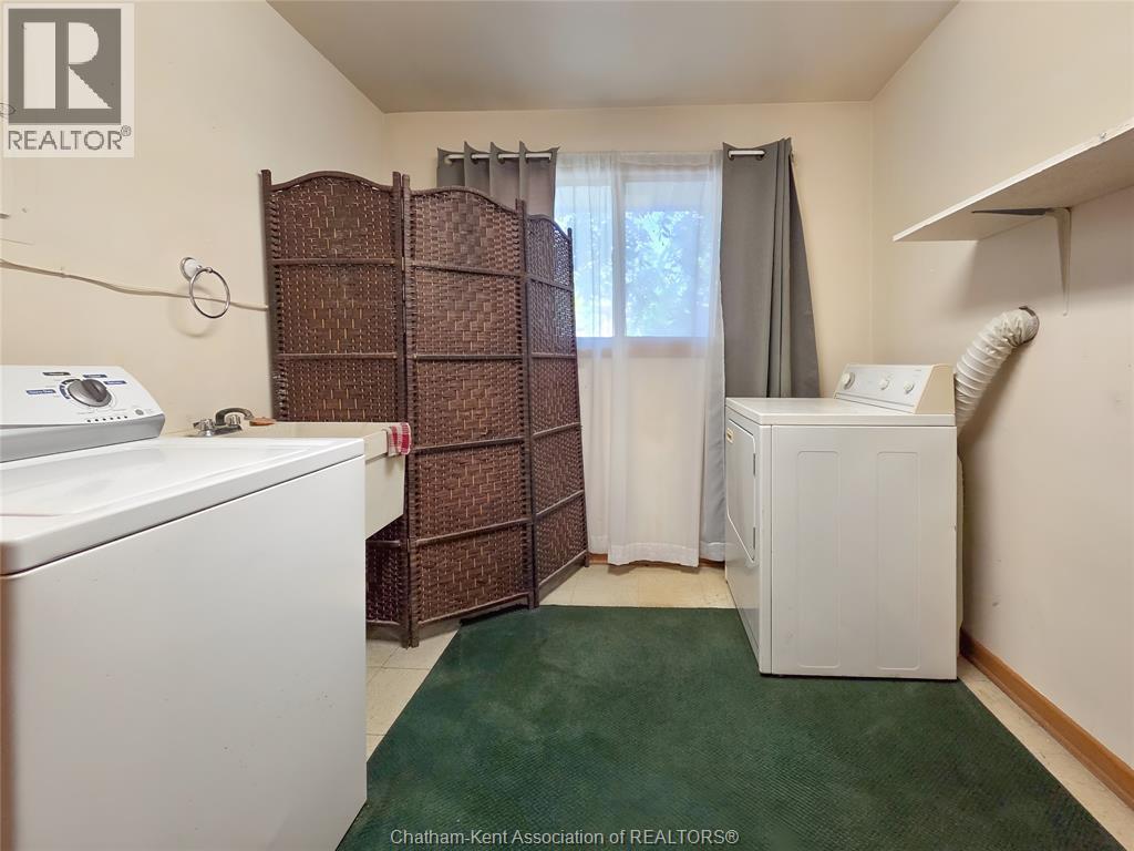 454 King STREET West - 37