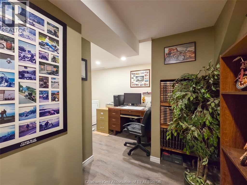 454 King STREET West - 41